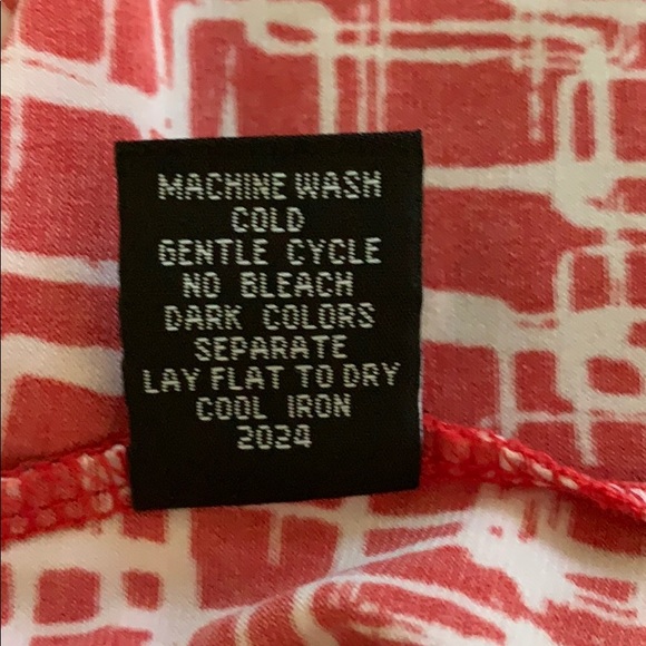 Sleeveless blouse - Picture 6 of 6